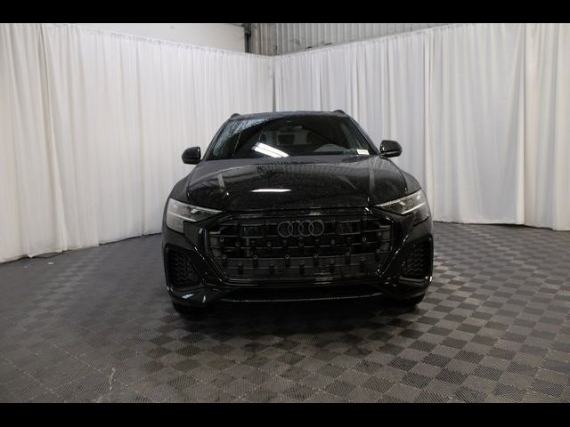 2025 Audi Q8 Premium
