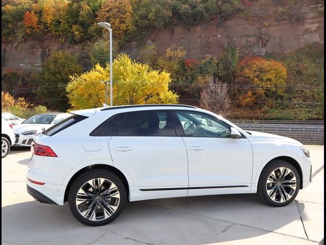 2025 Audi Q8 Premium Plus