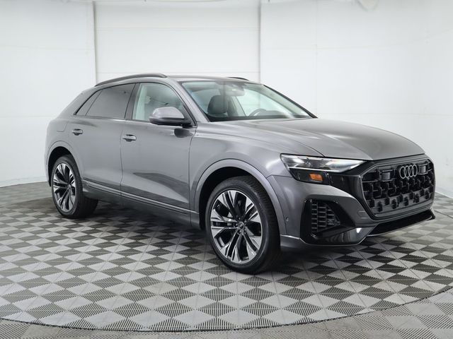 2025 Audi Q8 Premium Plus