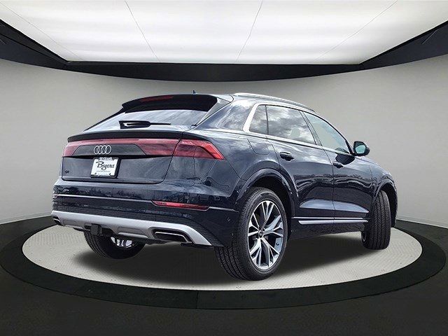 2025 Audi Q8 Premium Plus