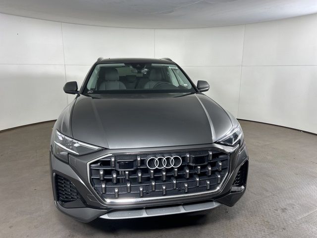 2025 Audi Q8 Premium Plus