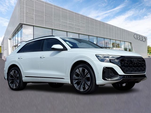 2025 Audi Q8 Premium Plus