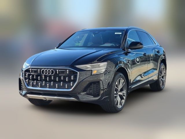 2025 Audi Q8 Premium Plus