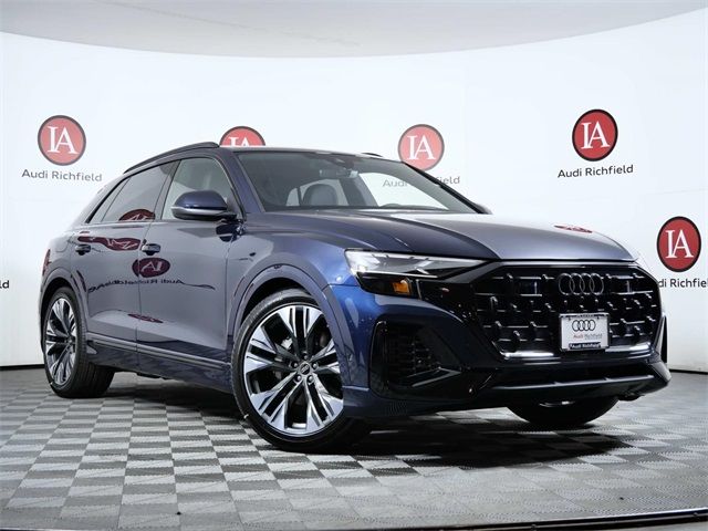 2025 Audi Q8 Prestige