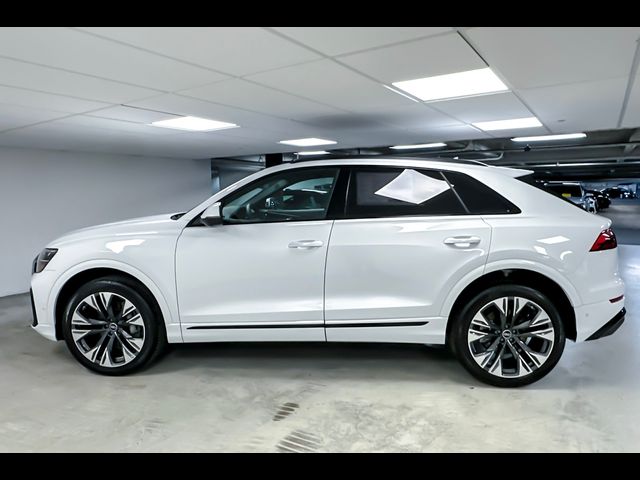 2025 Audi Q8 Premium Plus