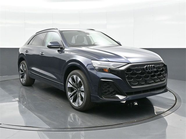 2025 Audi Q8 Premium Plus