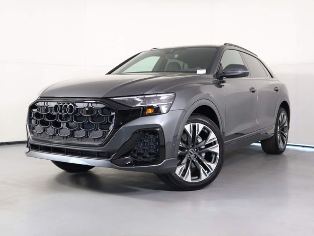 2025 Audi Q8 Premium Plus