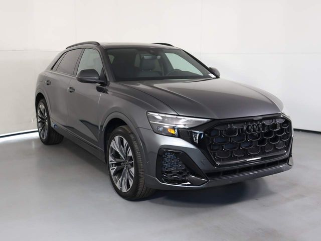 2025 Audi Q8 Premium Plus