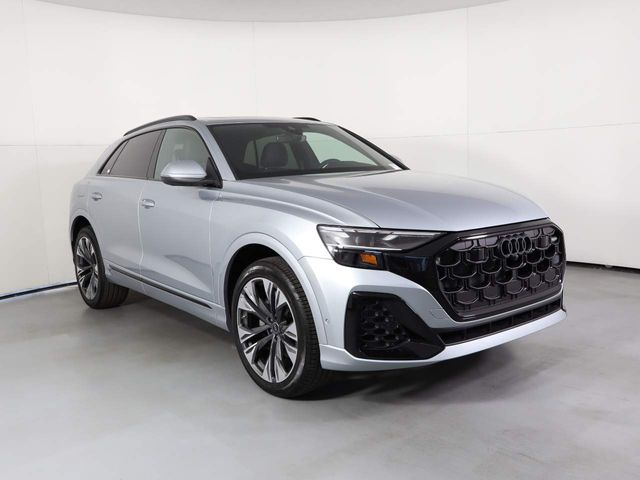 2025 Audi Q8 Premium Plus