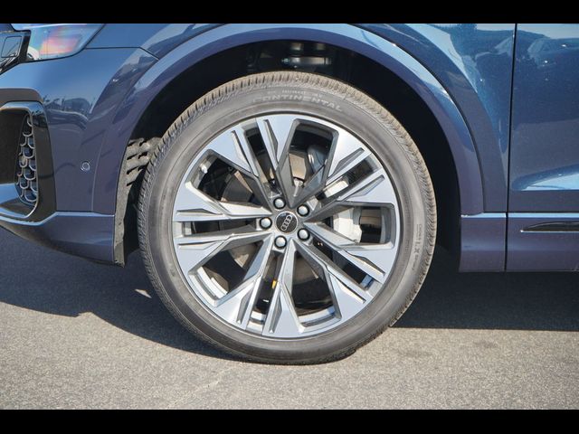 2025 Audi Q8 Premium Plus
