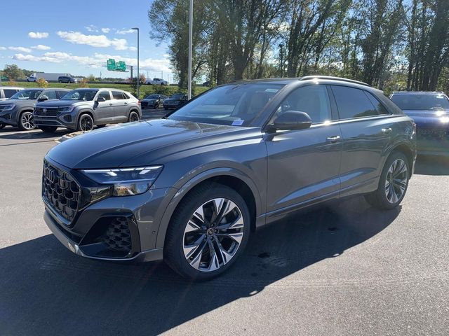 2025 Audi Q8 Premium Plus