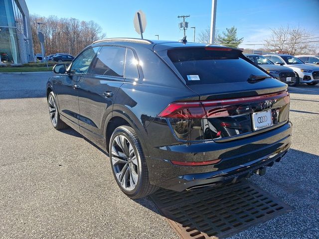 2025 Audi Q8 Premium Plus