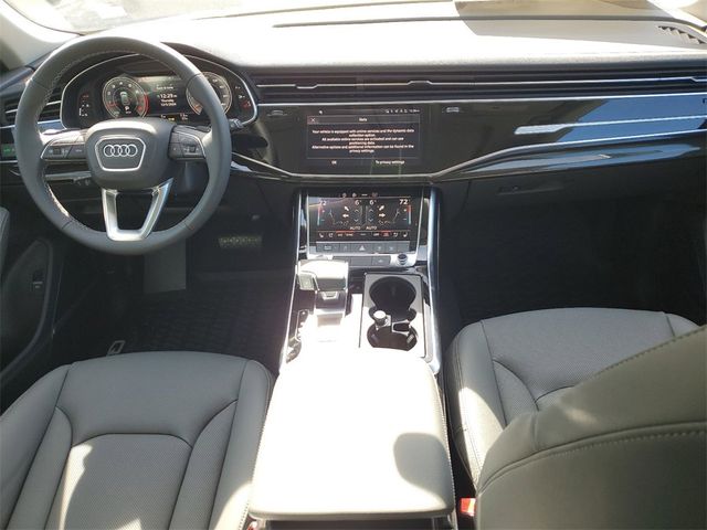 2025 Audi Q8 Premium Plus