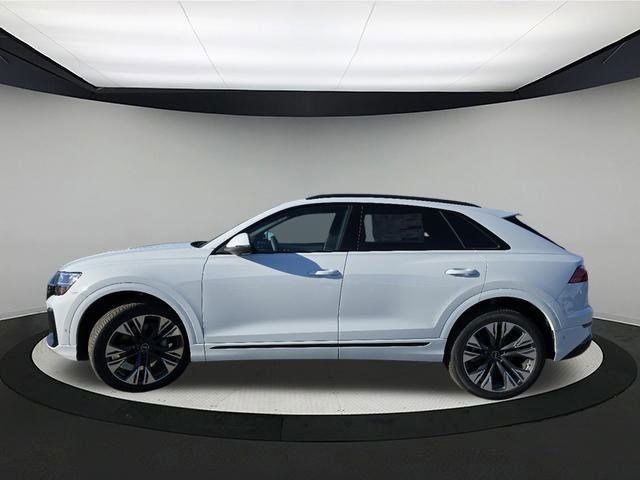 2025 Audi Q8 Premium Plus