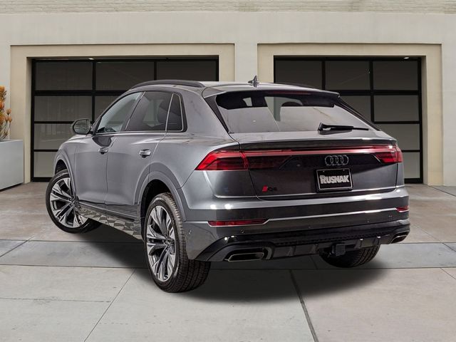2025 Audi Q8 Premium Plus