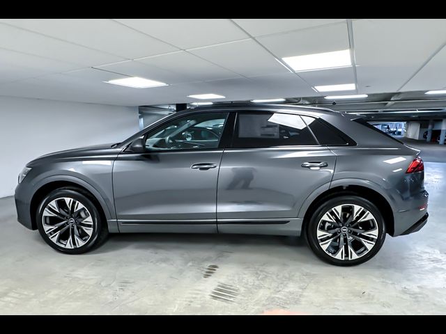2025 Audi Q8 Premium Plus