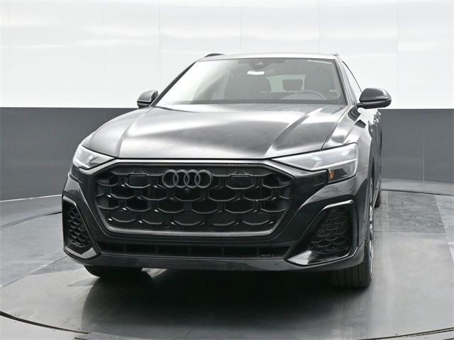 2025 Audi Q8 Premium Plus