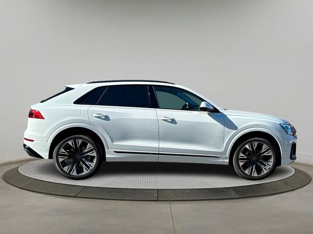 2025 Audi Q8 Premium Plus