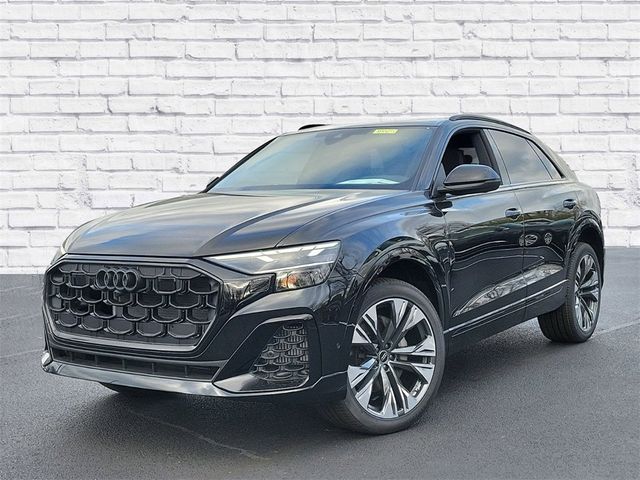 2025 Audi Q8 Premium Plus