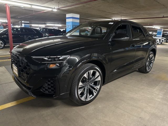 2025 Audi Q8 Premium Plus