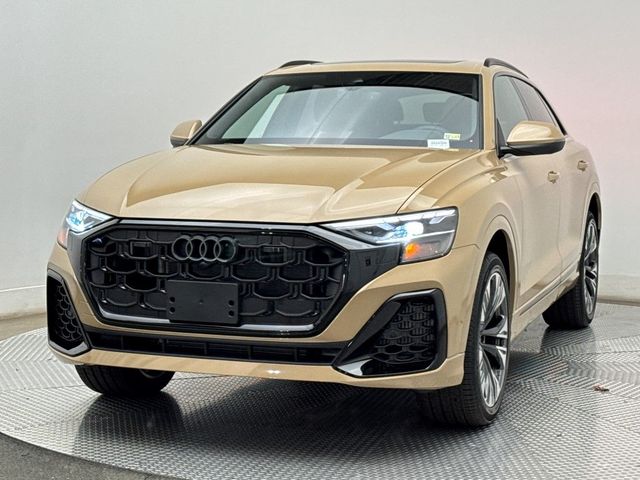 2025 Audi Q8 Premium Plus