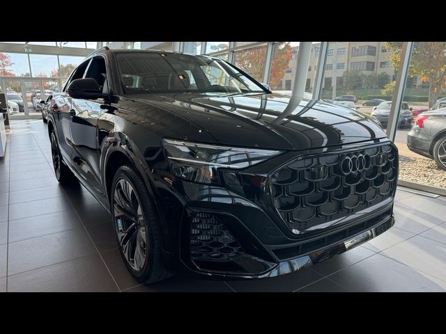 2025 Audi Q8 Premium Plus