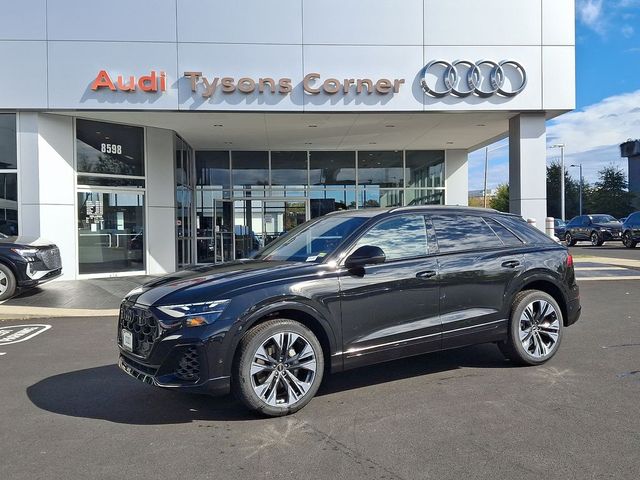 2025 Audi Q8 Premium Plus