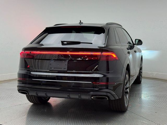 2025 Audi Q8 Premium Plus