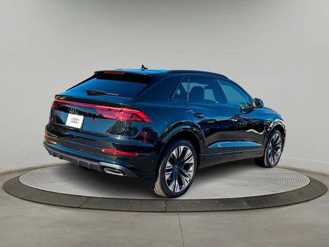 2025 Audi Q8 Premium Plus