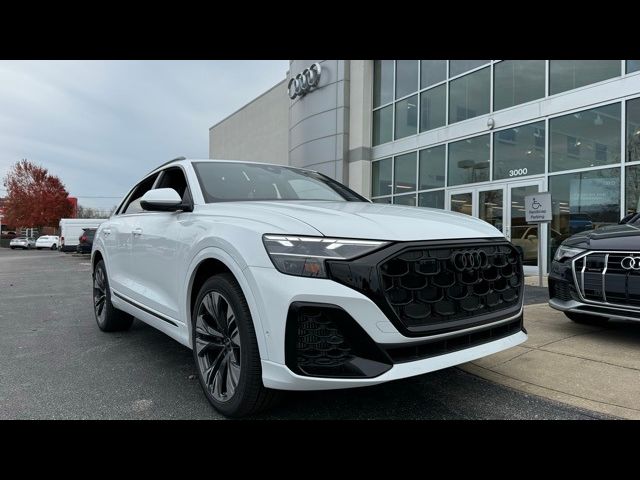 2025 Audi Q8 Premium Plus