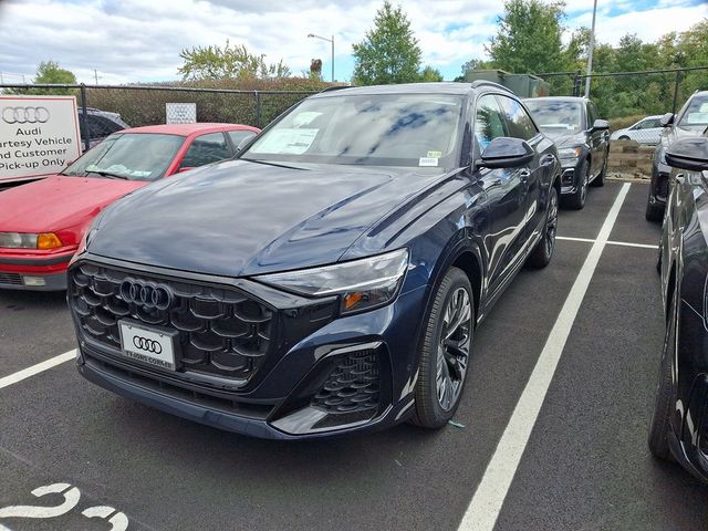 2025 Audi Q8 Premium Plus