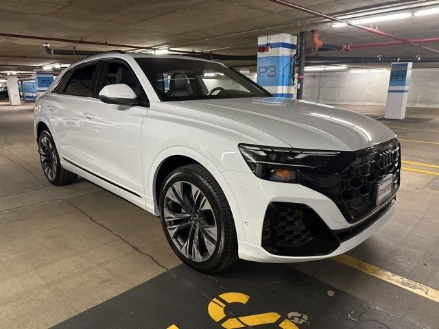 2025 Audi Q8 Premium Plus