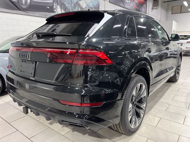 2025 Audi Q8 Premium Plus