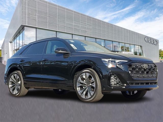 2025 Audi Q8 Premium Plus