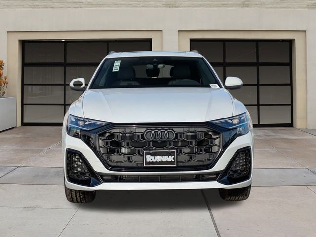 2025 Audi Q8 Premium Plus