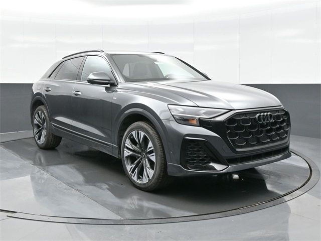 2025 Audi Q8 Premium Plus