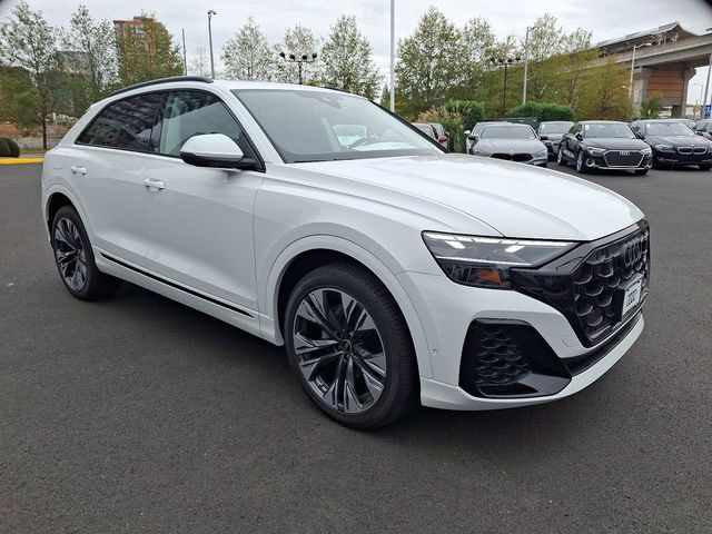 2025 Audi Q8 Premium Plus