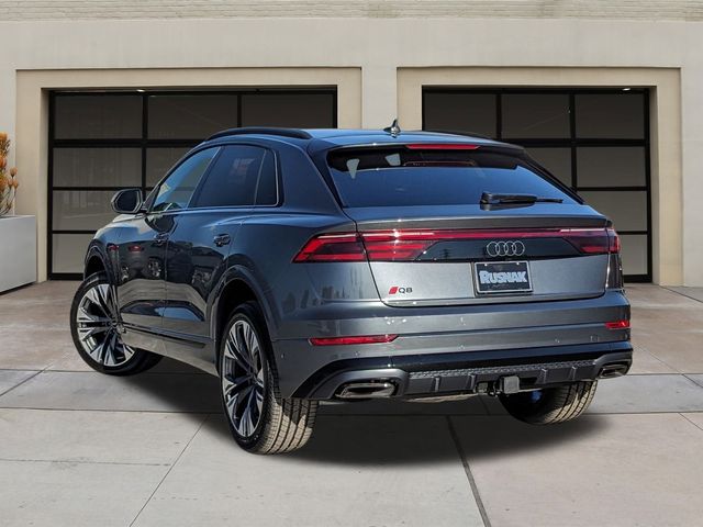2025 Audi Q8 Premium Plus