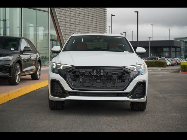 2025 Audi Q8 Prestige