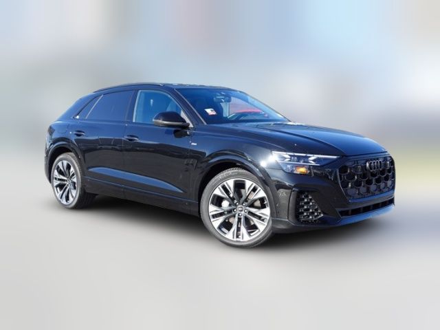 2025 Audi Q8 Prestige