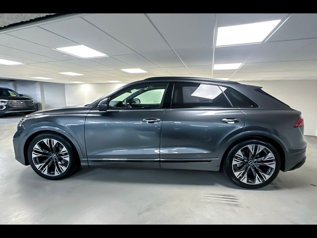 2025 Audi Q8 Prestige