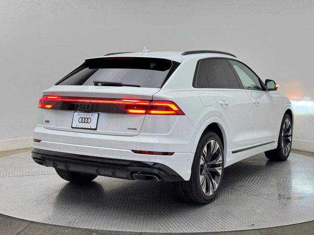 2025 Audi Q8 Prestige