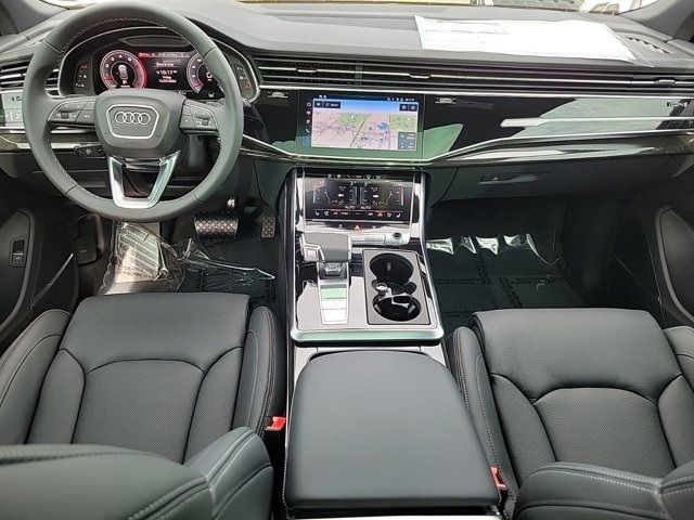 2025 Audi Q8 Prestige