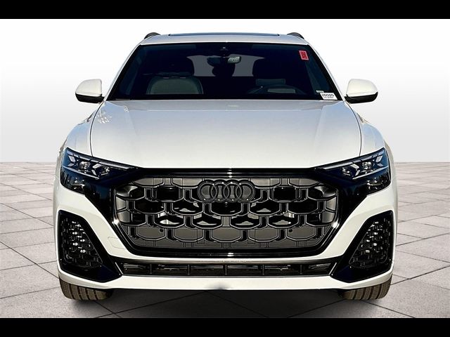 2025 Audi Q8 Prestige
