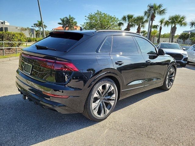 2025 Audi Q8 Prestige