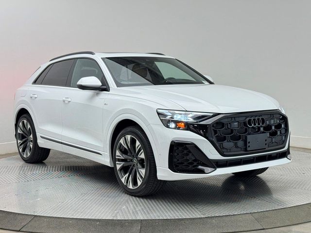 2025 Audi Q8 Prestige