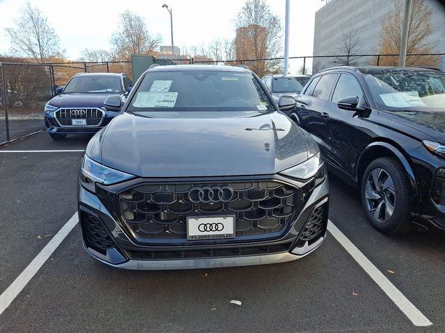 2025 Audi Q8 Prestige