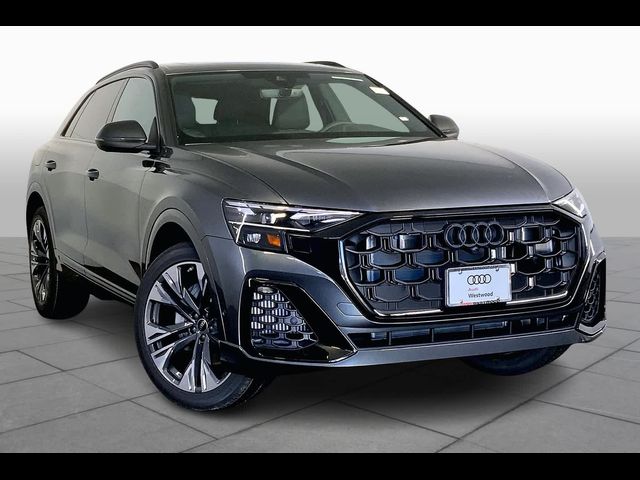 2025 Audi Q8 Premium Plus