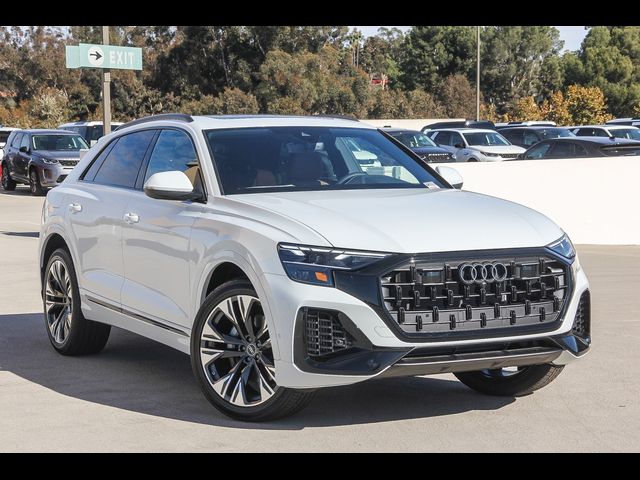 2025 Audi Q8 Premium