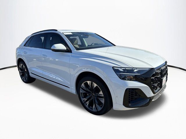 2025 Audi Q8 Premium